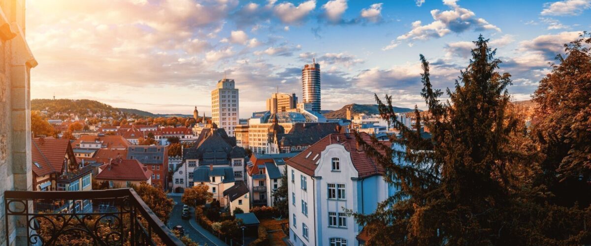 Blick auf die Jenaer Innenstadt Bildrechte Adobe Stock 1200x500